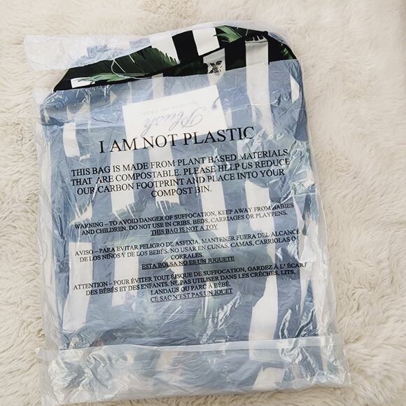 Plush Apparel Jungle Leaf Stripe Satin Pajama Set & Shorts NWT Size XS - Picture 7 of 8